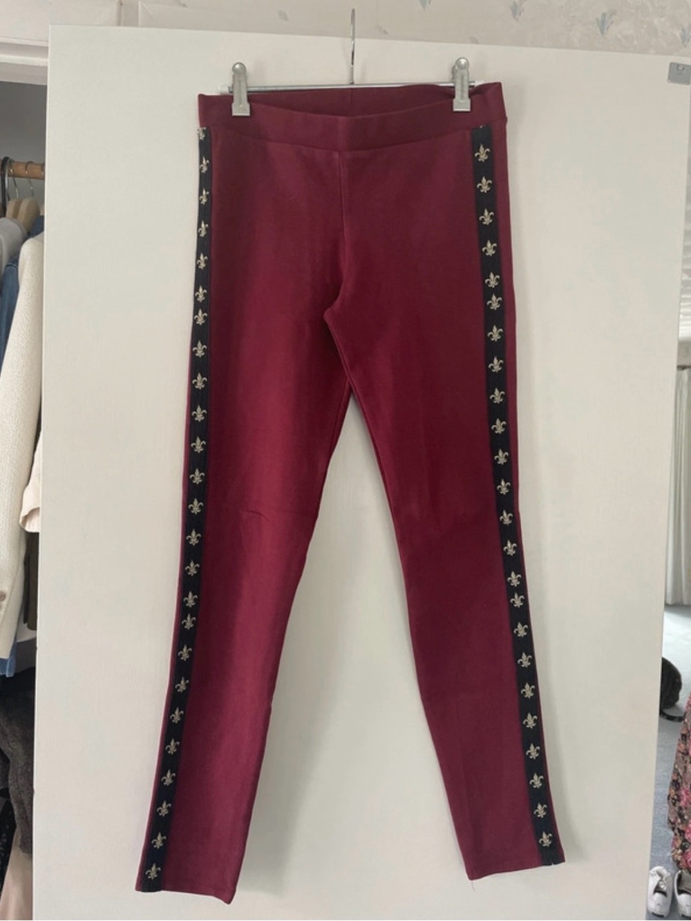 Zara Burgundy Leggings with Black Fleur-de-Lis Side Trim
